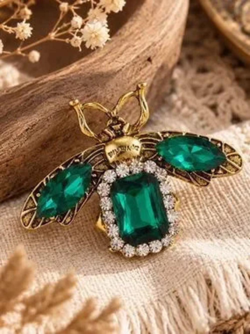 Emerald Green Bee Brooch Boho Vintage Jewelry